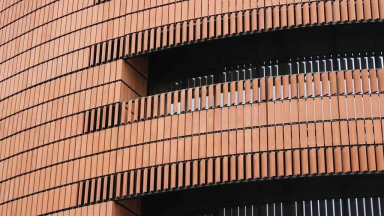 Terracotta fasade